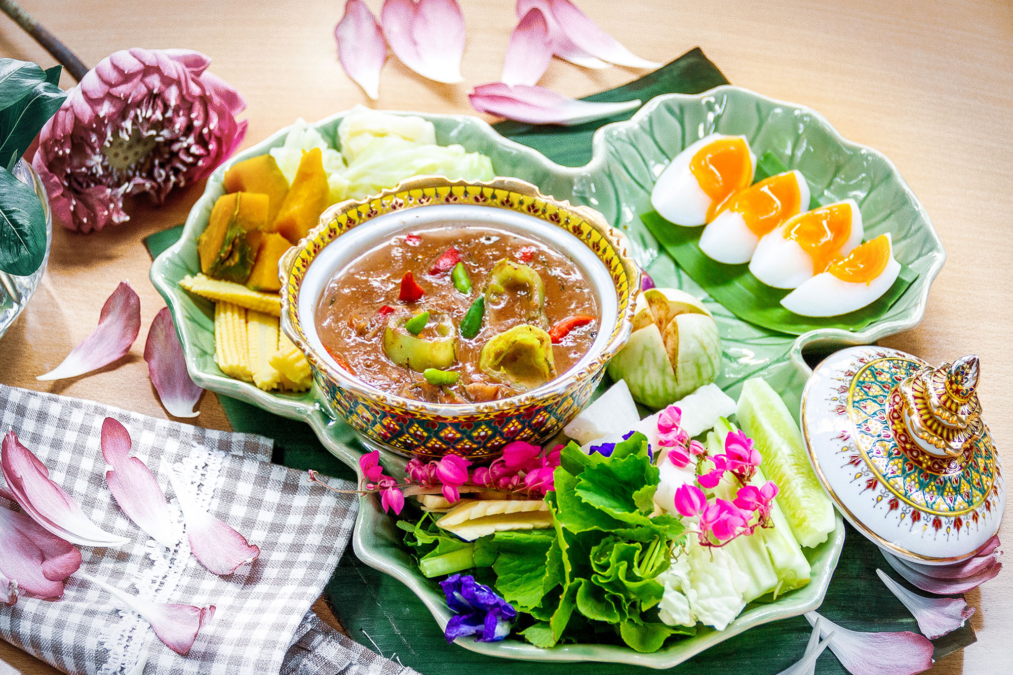 Aoywaan Riverside Thai Cuisine
